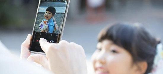 七五三の写真をスマホでおしゃれに撮るには？方法やコツを解説