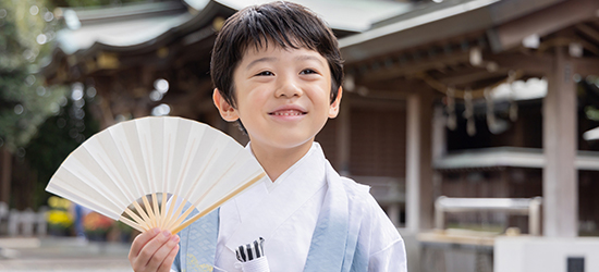 七五三の扇子の差し方は？意味や選び方なども解説