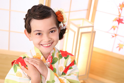 7歳・七五三向けのレトロな髪型・アレンジ