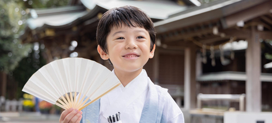 七五三でタキシードはあり？選び方・注意点を解説